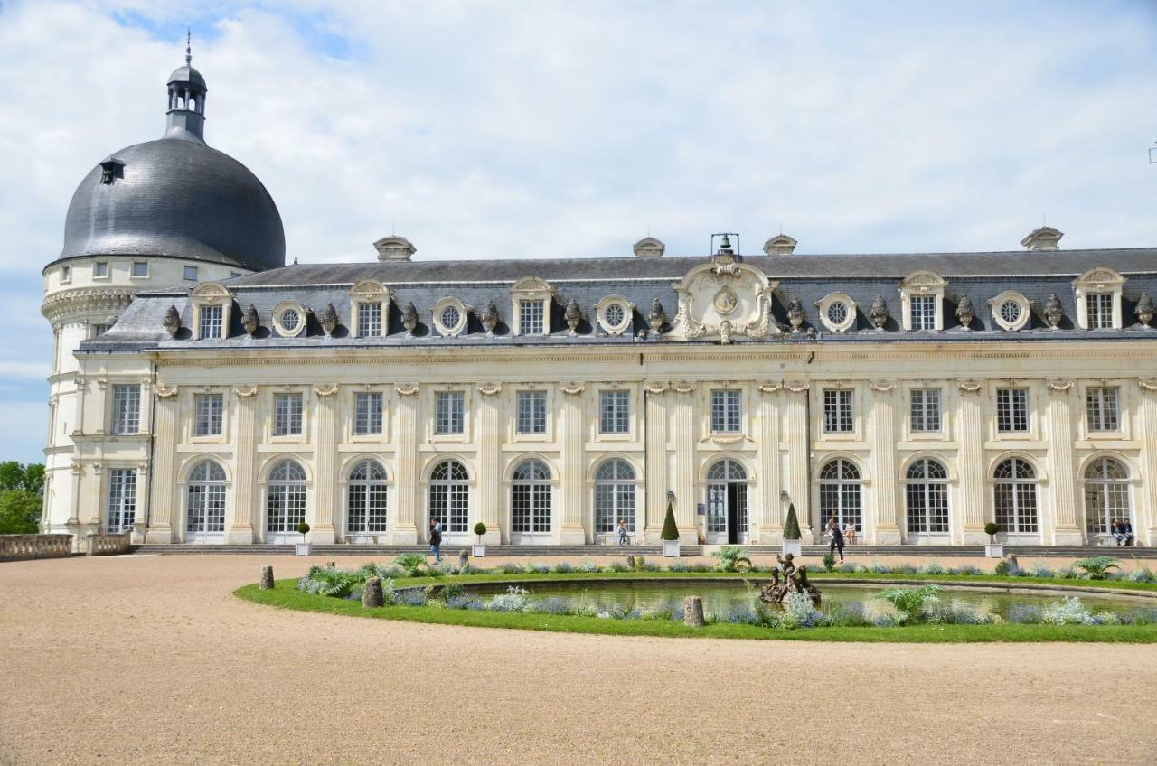 Gite En Berry Moulins-sur-Céphons Eksteriør bilde